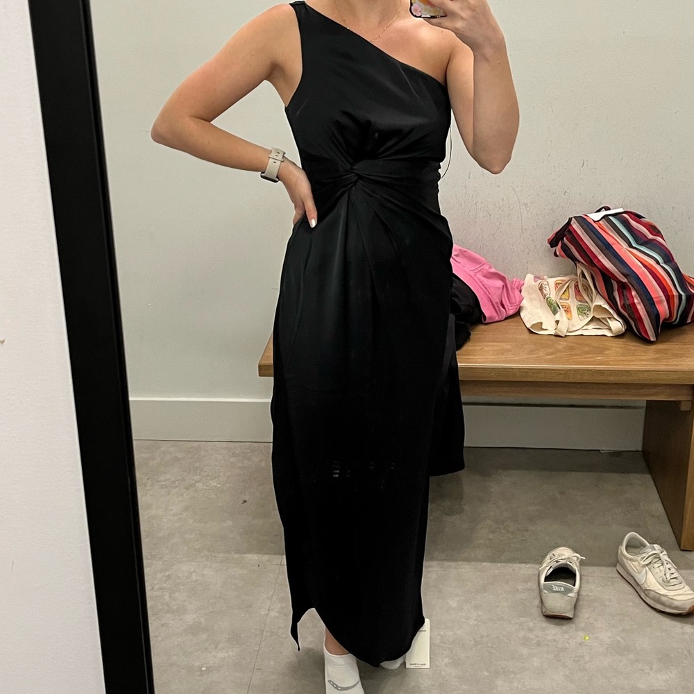 Abercrombie & Fitch One-Shoulder Black Maxi Dress